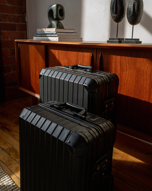 Treva Suitcase Aluminum Black
